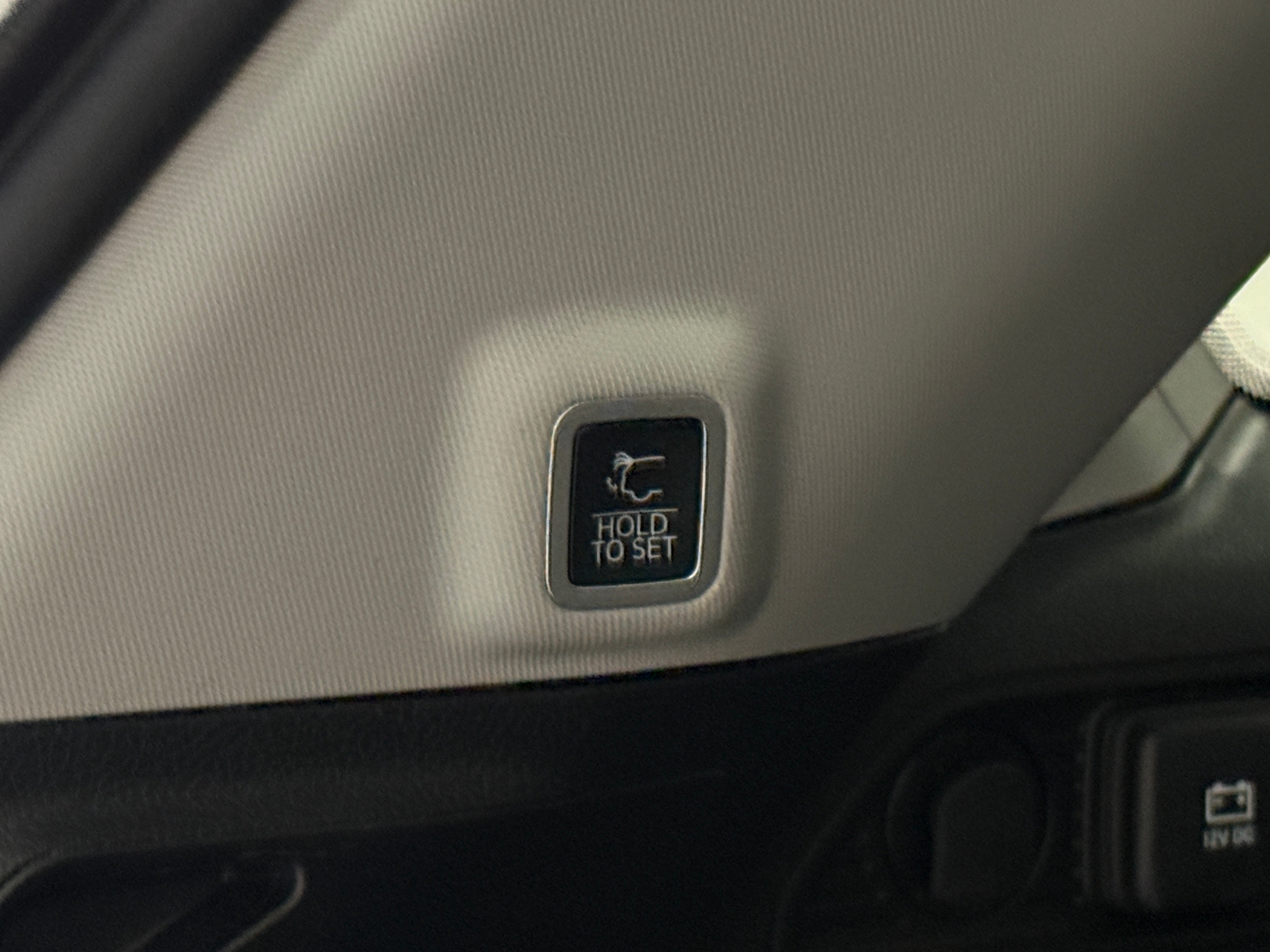 jeep grand cherokee 2023 1C4RJHBG9PC608685 image jeep grand cherokee 2023 1C4RJHBG9PC608685 image